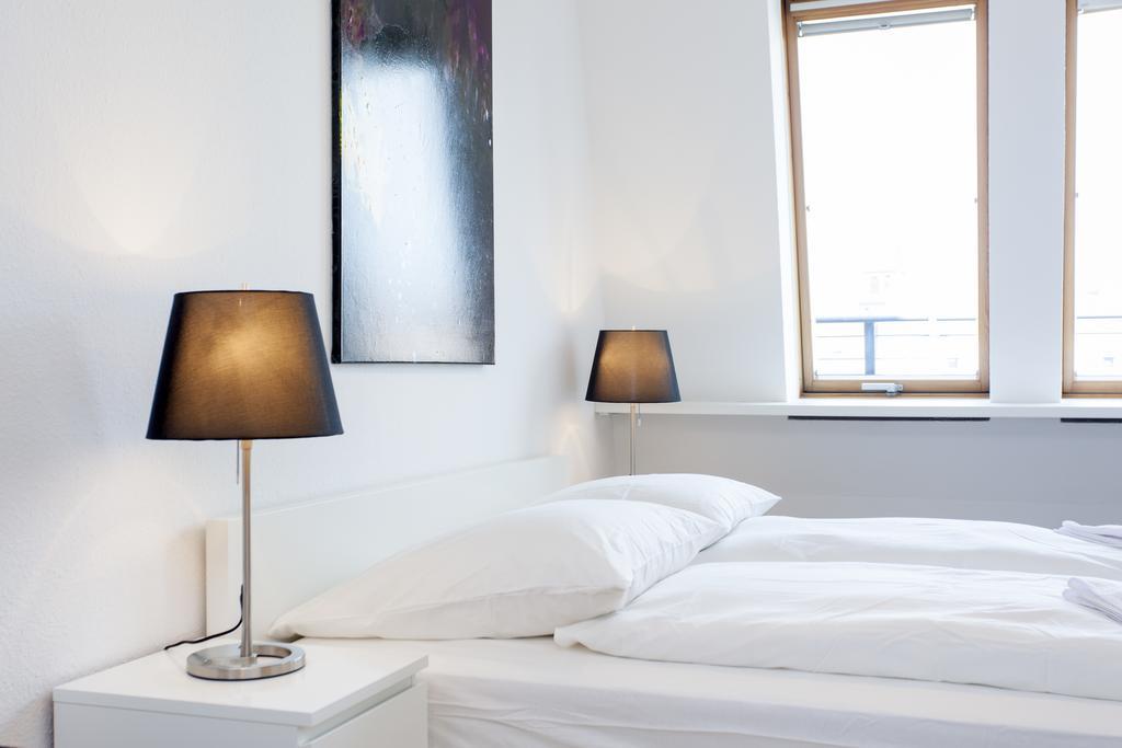 The Danziger, 2 Unique Lofty Style Units In Prenzlauerberg Apartamento