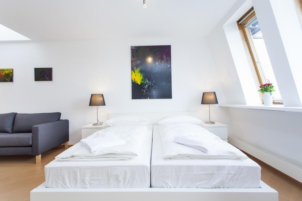 The Danziger, 2 Unique Lofty Style Units In Prenzlauerberg Apartamento Berlim