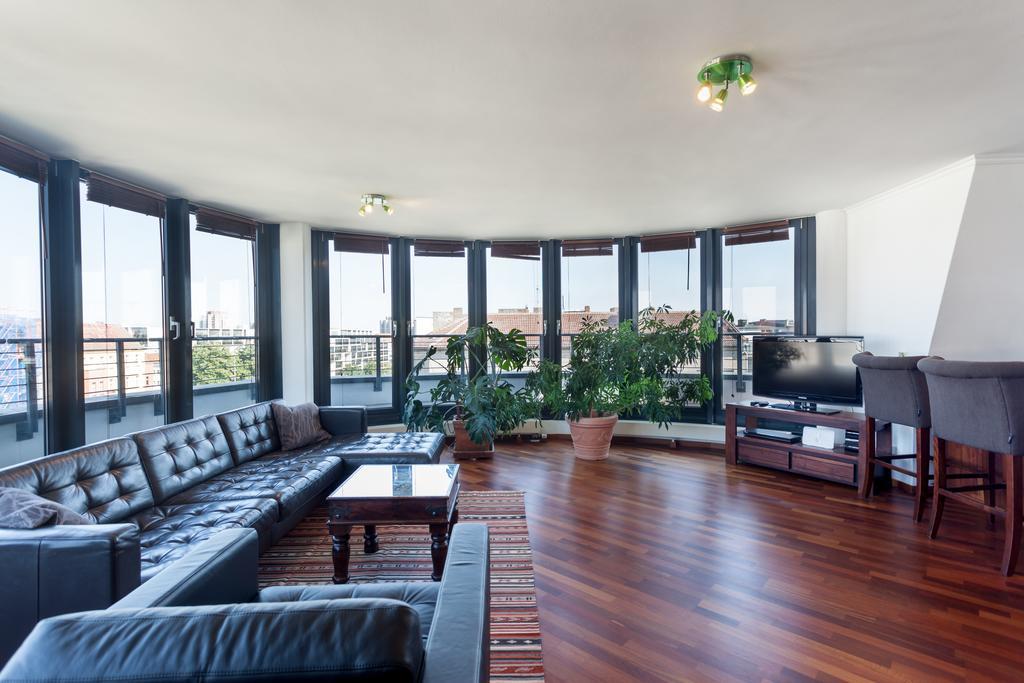 The Danziger, 2 Unique Lofty Style Units In Prenzlauerberg * Berlim